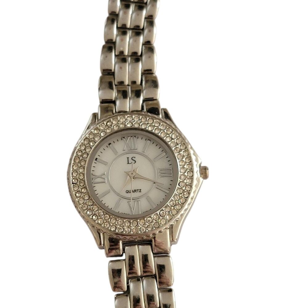 LS Womens Watch White Dial Silver Case Stainless Bracelet Quartz LS 15612